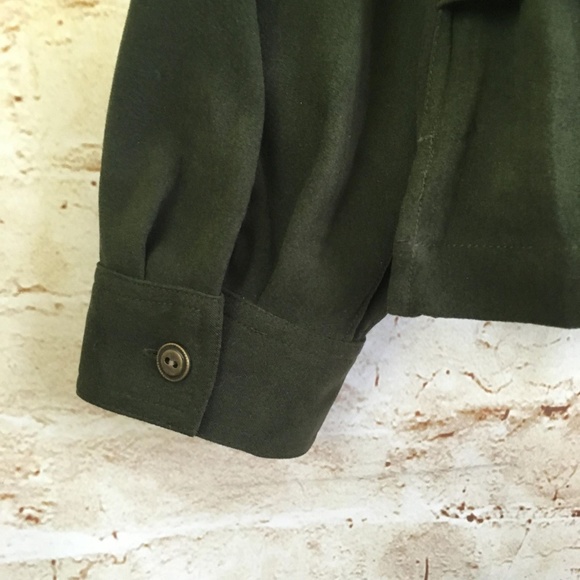 Christopher & Banks Winter Holiday Blouse NWT - Picture 6 of 8